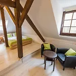 Guest house Penzion Zamecka Zahrada 3*