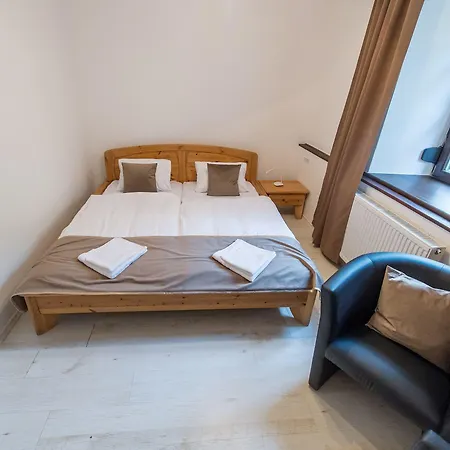 Zamecka Zahrada 3* Czeski Krumlow