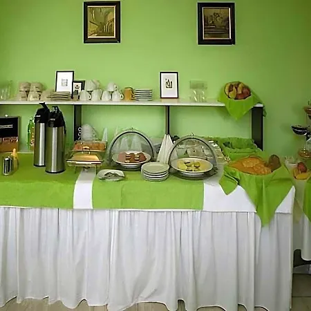 Zamecka Zahrada Πανσιόν 3*