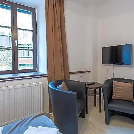 Pensionat Zamecka Zahrada 3*