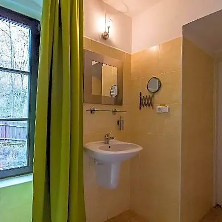 Zamecka Zahrada 3*