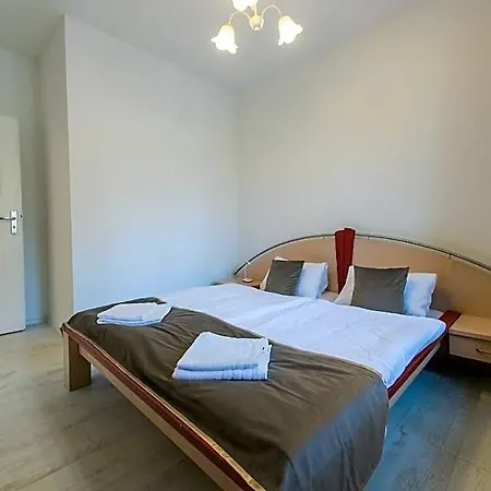 Zamecka Zahrada Pensionat 3*