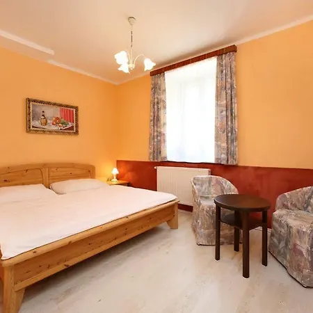 Penzion Zamecka Zahrada Guest house